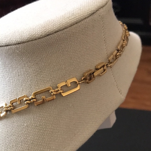 🎯 Givenchy Necklace “Vintage” - Picture 10 of 15